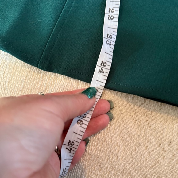 NWT LaRoque originals Julia top in Hunter Green - Picture 6 of 8